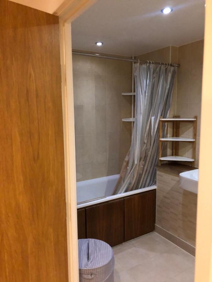 Lovely In Modern Homestay London